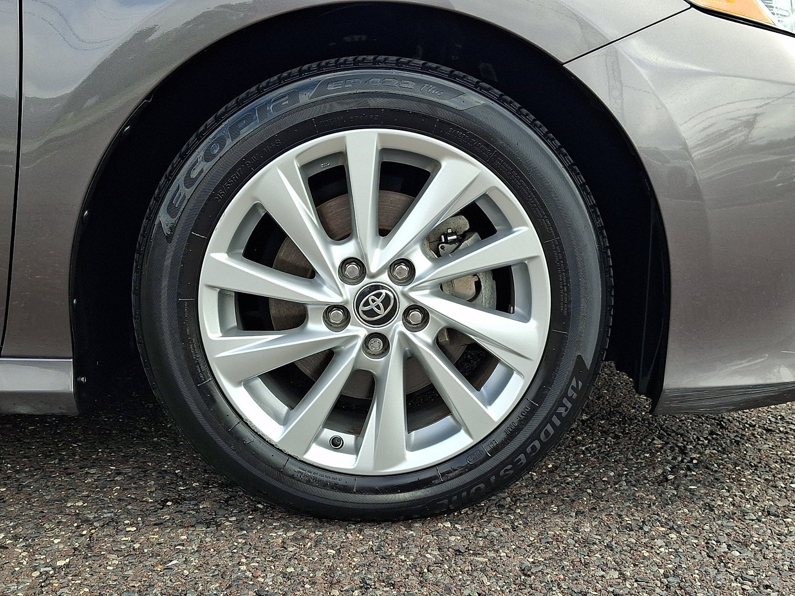 Used 2023 Gray Toyota LE image 7