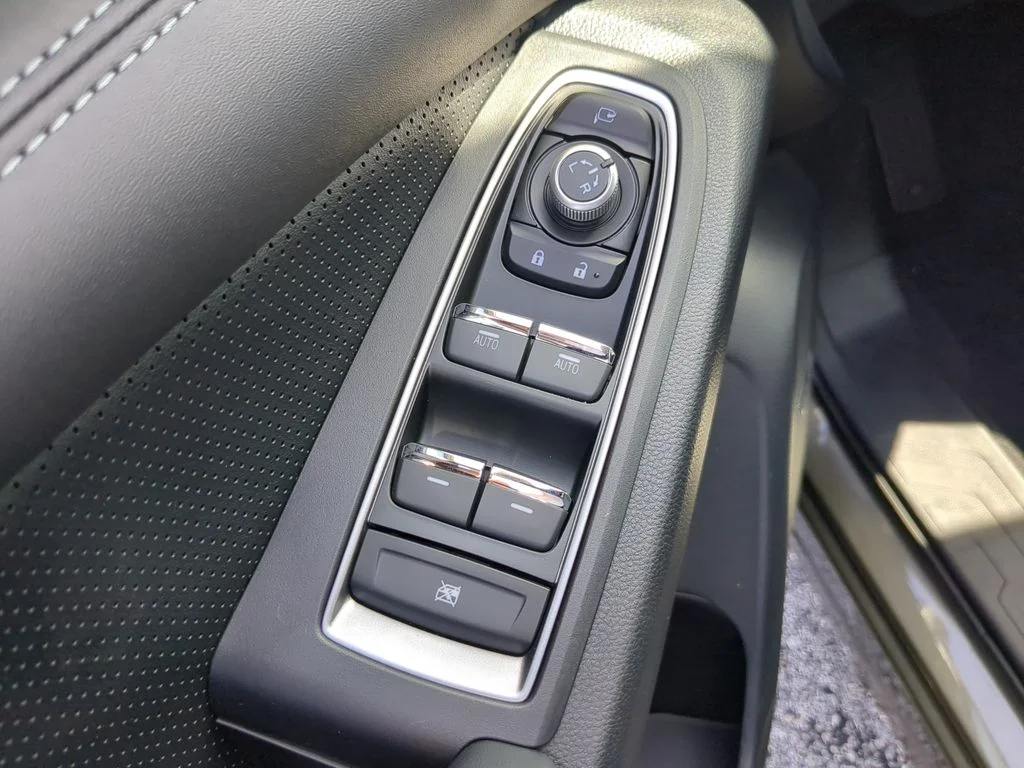New 2026 AUTUMN GREEN METALLIC Subaru Touring 7-Passenger image 18