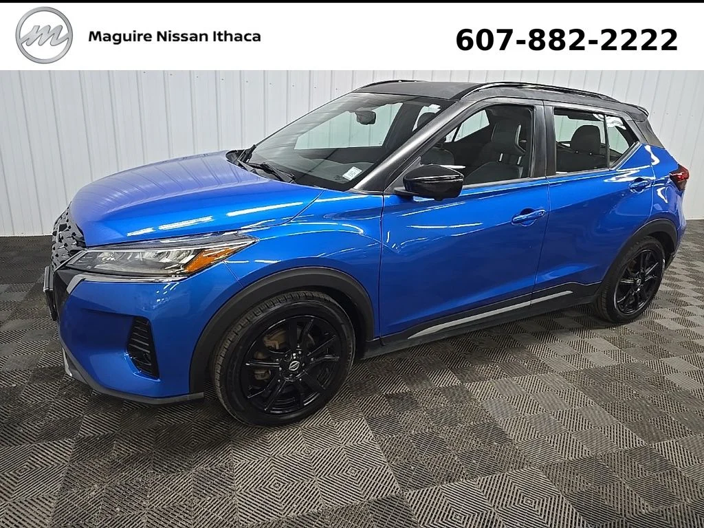 Used 2021 Blue Nissan SR image 7
