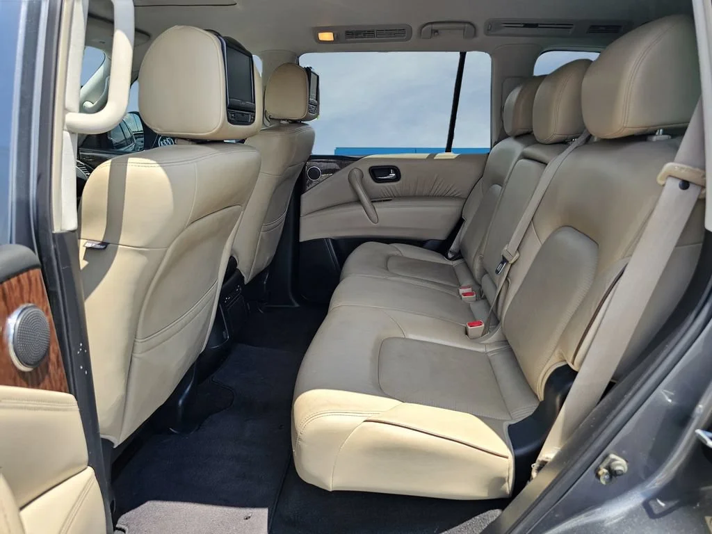 Used 2018 Gun Metallic Nissan SL image 67