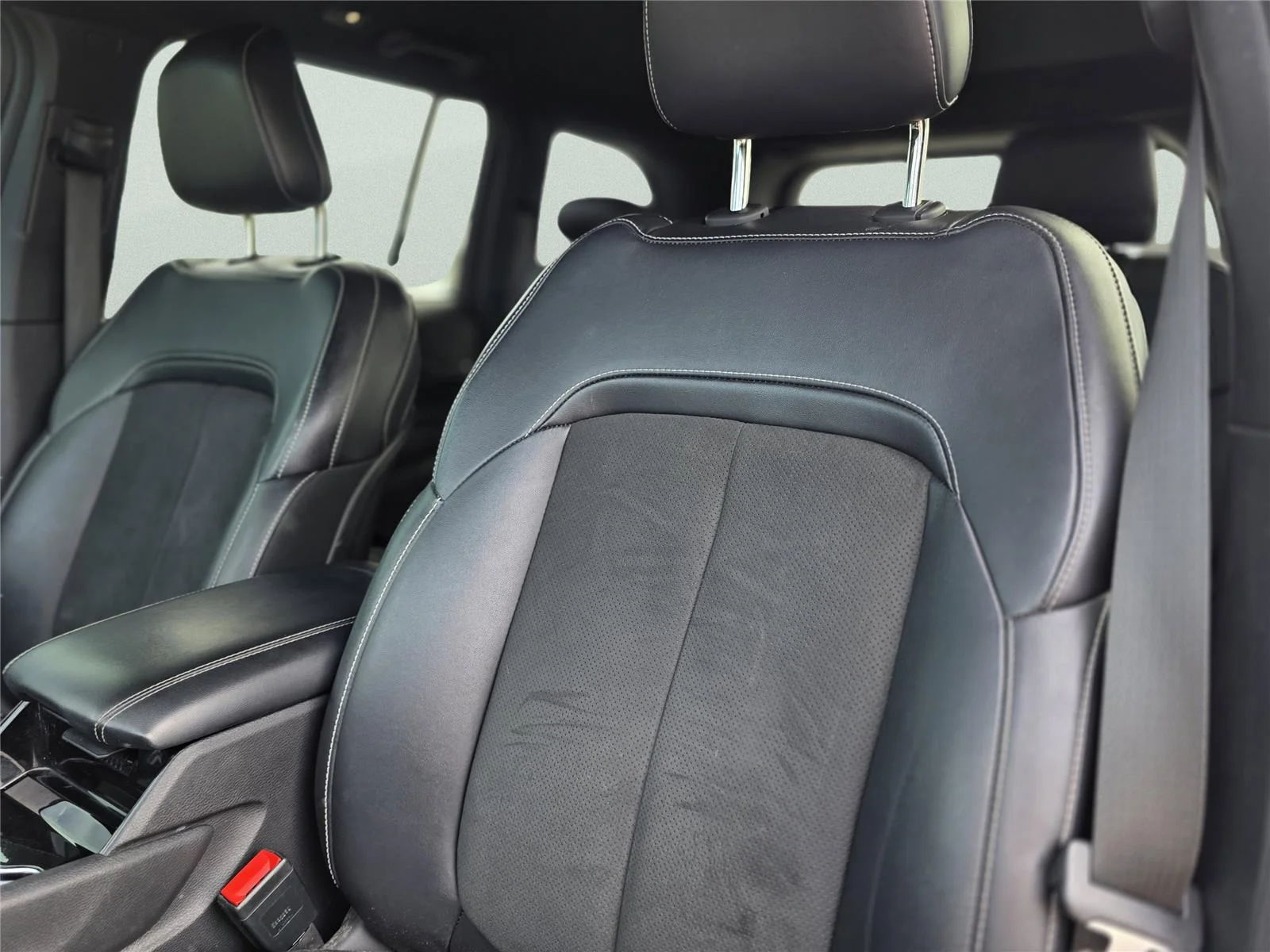 Used 2023 Bright White Clearcoat Jeep Altitude image 21