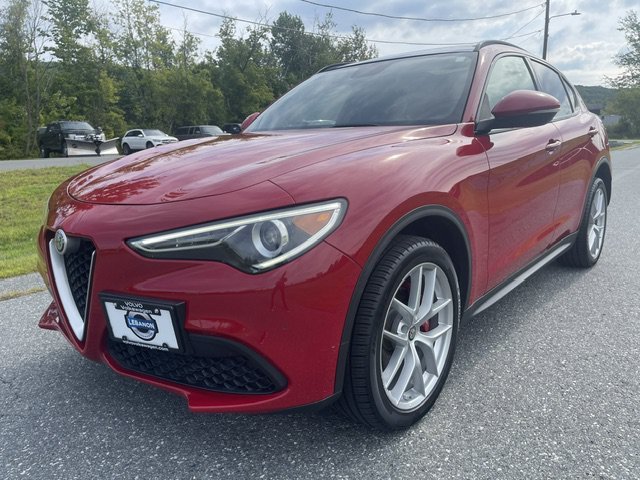 Used 2019 Alfa Rosso Alfa Romeo Ti Sport image 1