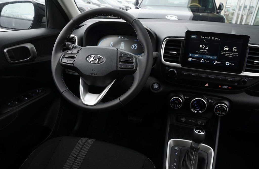 New 2026 Onyx Black Hyundai SEL image 37