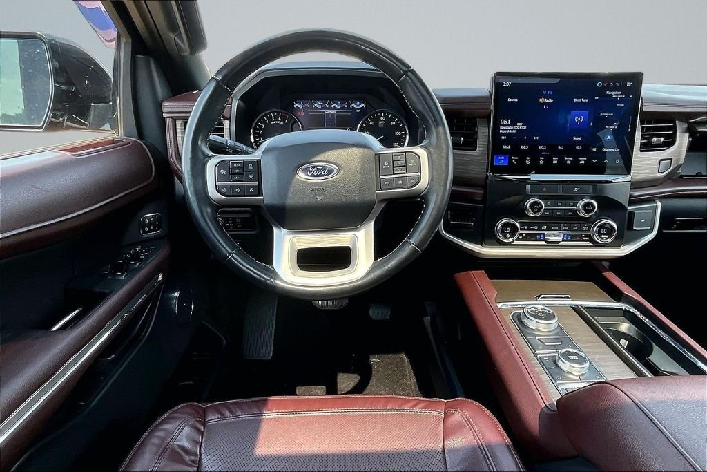 Used 2022 Black Ford Limited image 5