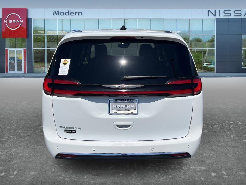Used 2023 Bright White Clearcoat Chrysler Touring L image 6
