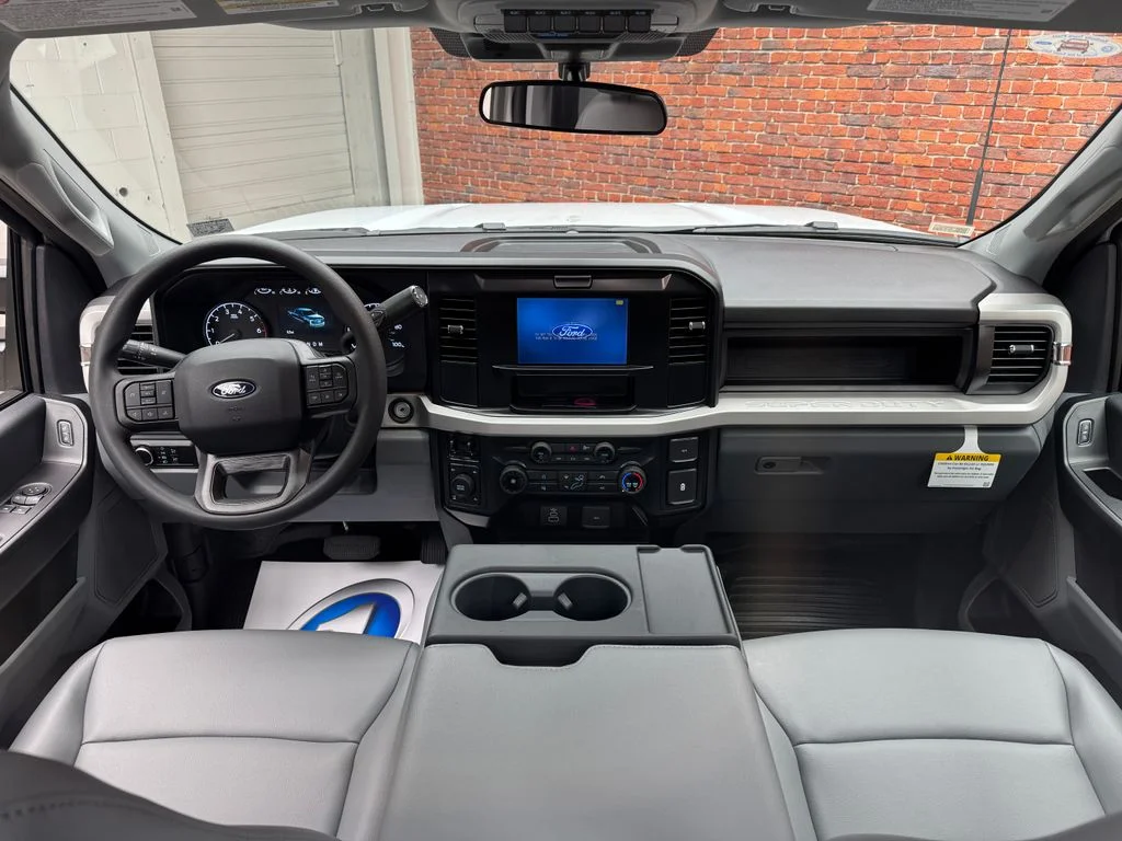 New 2027 Oxford White Ford F-250® XL image 12