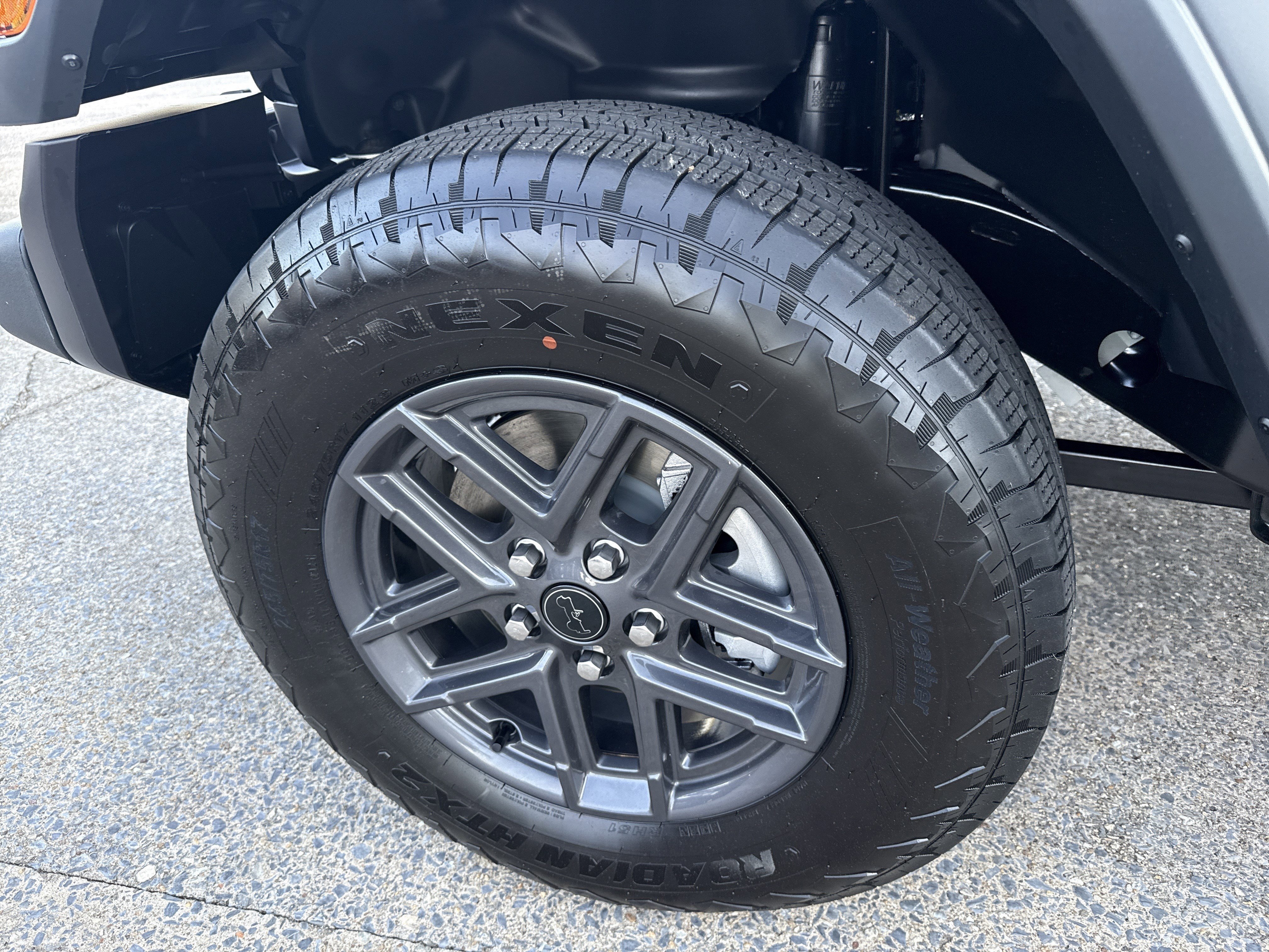 New 2026 Black Clear-Coat Exterior Paint Jeep Sport S image 11
