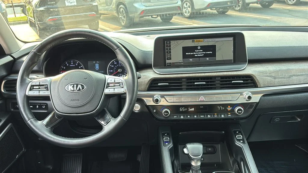 Used 2020 White Kia EX image 8