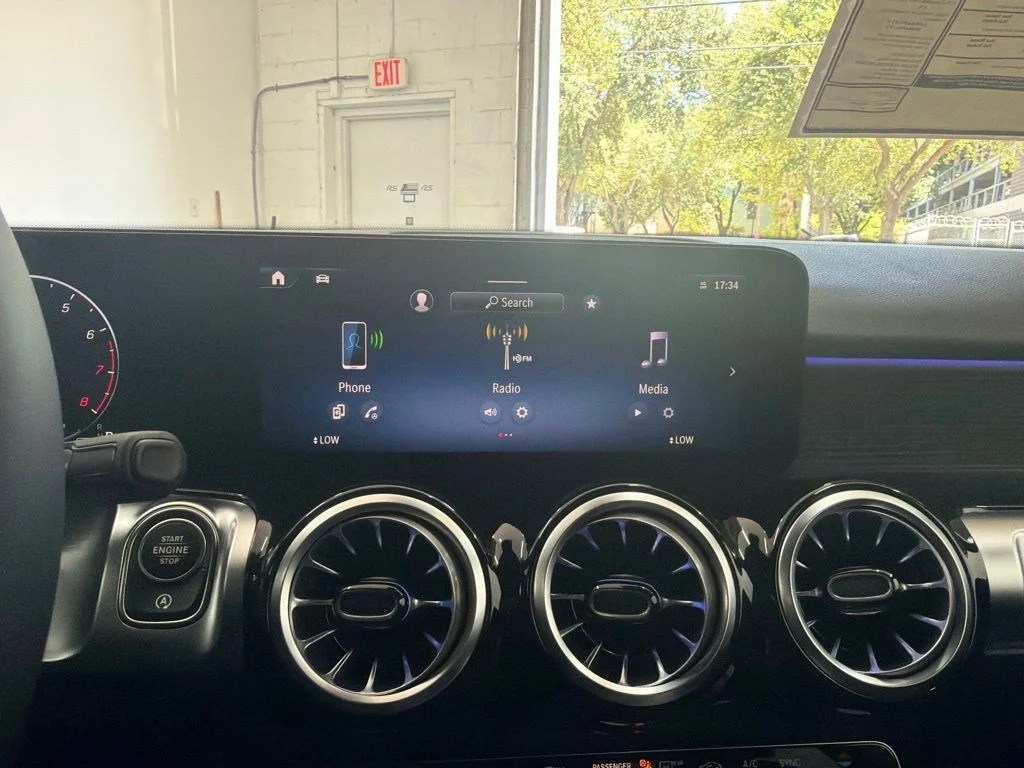 New 2026 Black Mercedes-Benz GLB 250 image 32