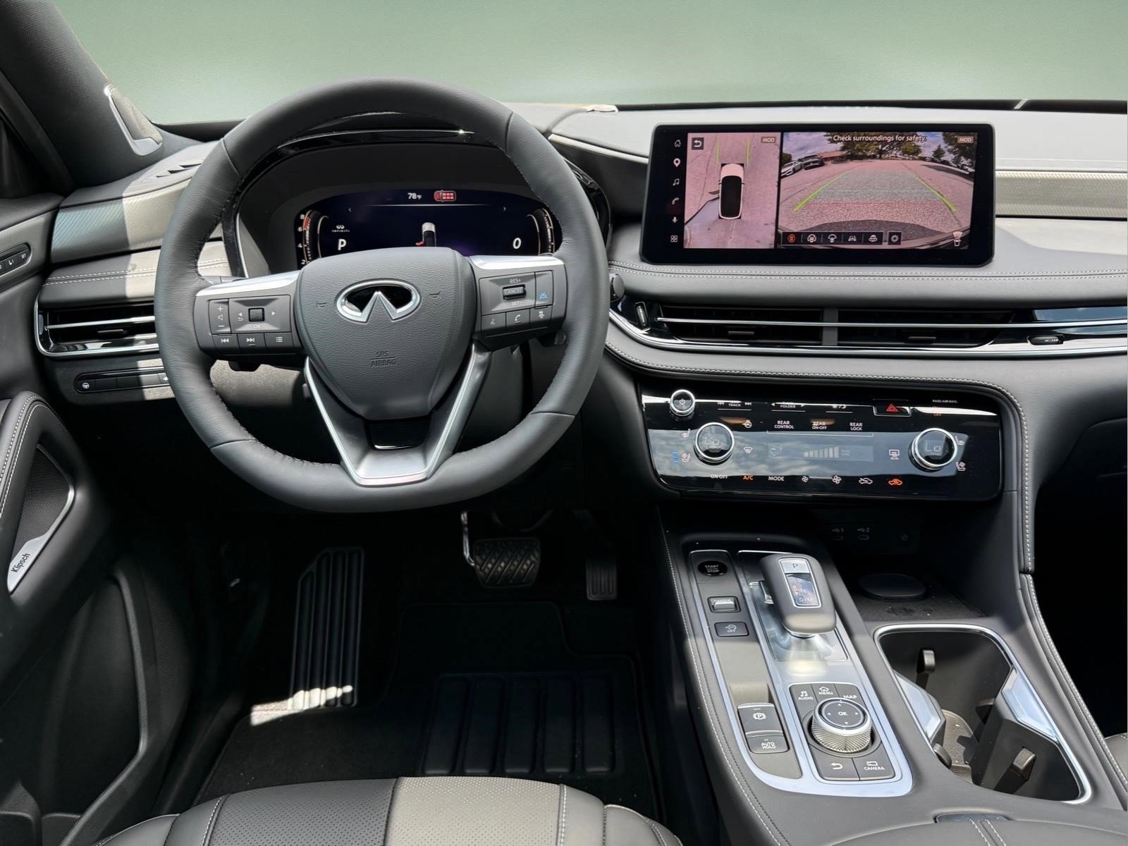 New 2027 RADIANT WHITE INFINITI Sport AWD image 11