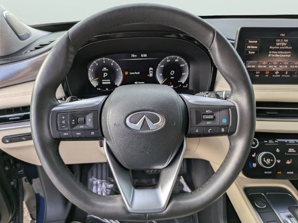 Used 2023 Blue INFINITI LUXE image 29