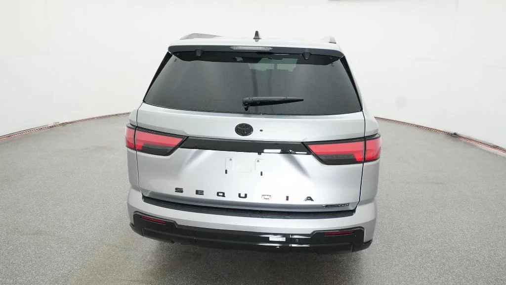 2026 Toyota Sequoia Platinum - Photo 38