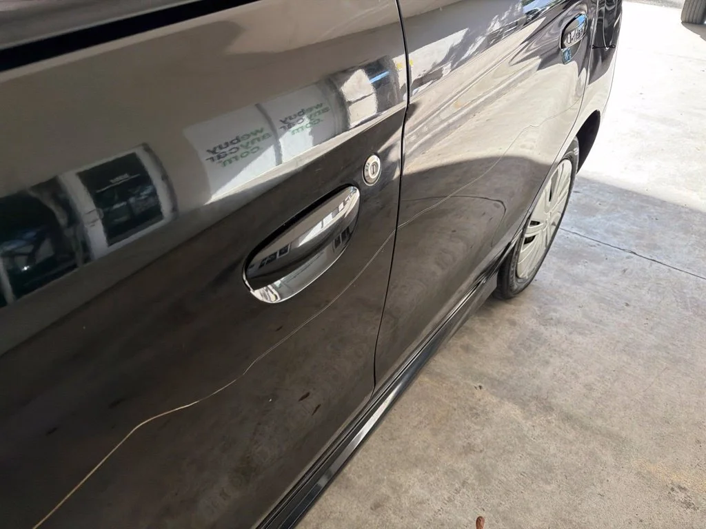 Used 2018 Black Mitsubishi ES image 13