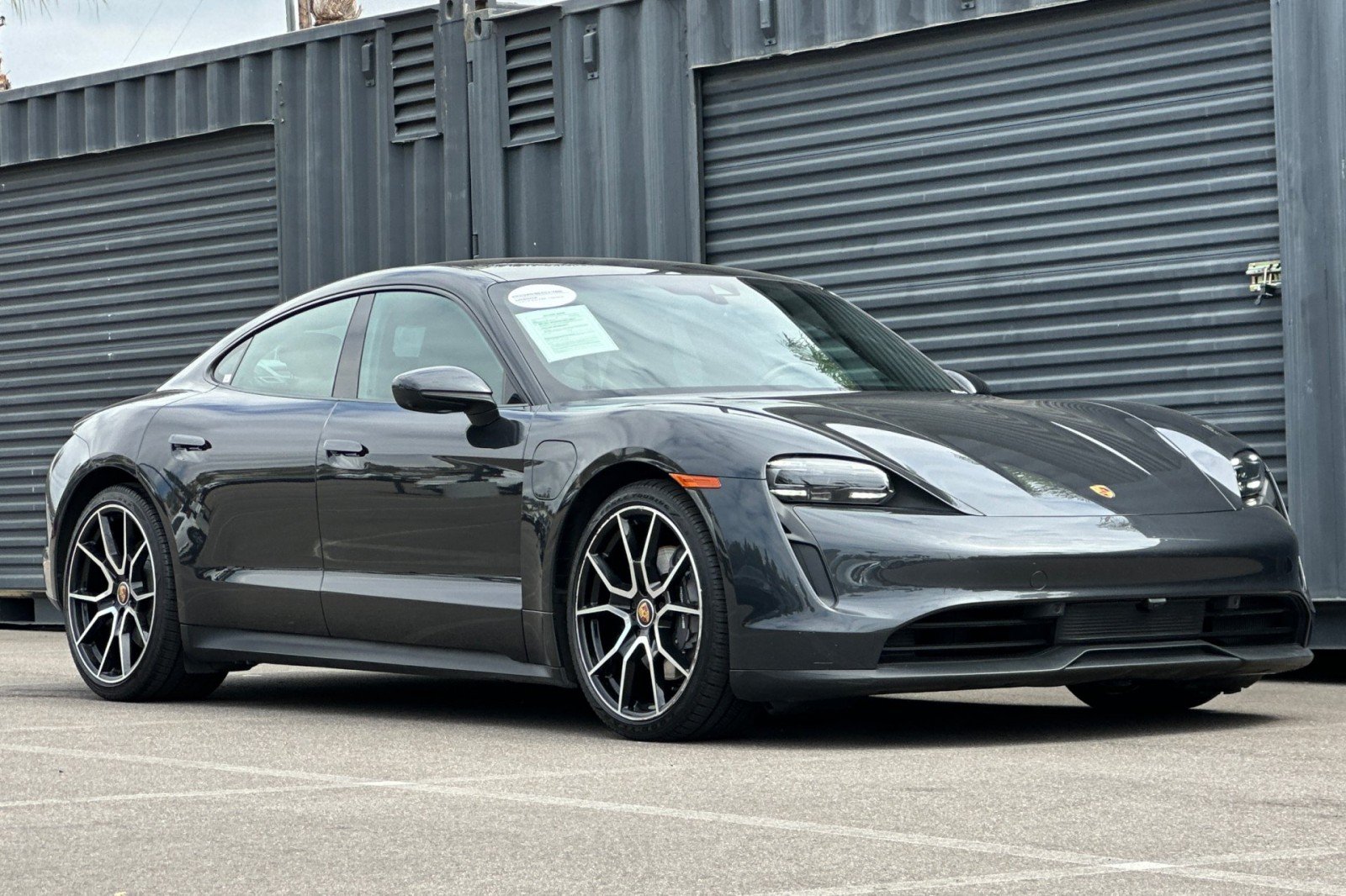 Used 2023 Volcano Grey Metallic Porsche  image 10