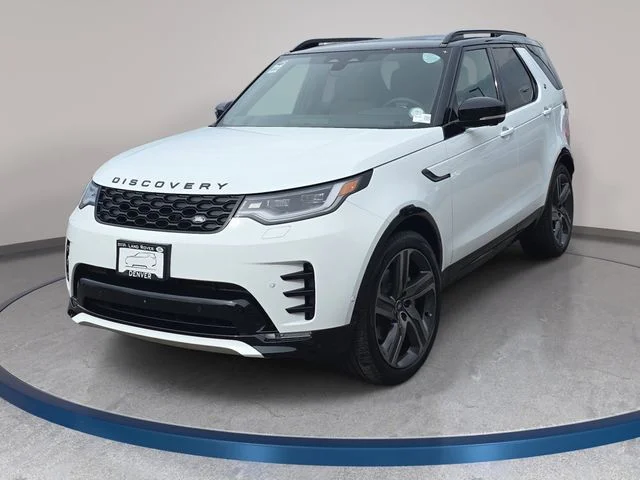 2026 Land Rover Discovery P300 Dynamic SE's photo