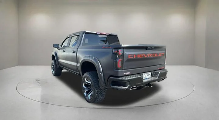 Certified Used 2021 Gray Chevrolet RST image 4