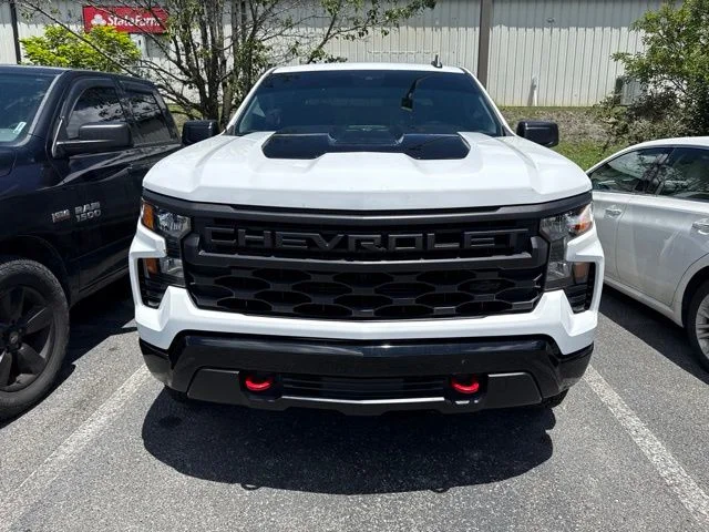 Used 2024 White Chevrolet Custom Trail Boss image 6