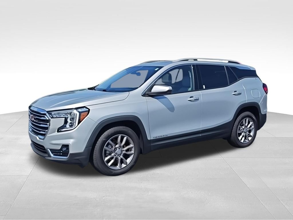 Used 2022 Silver GMC SLT image 5
