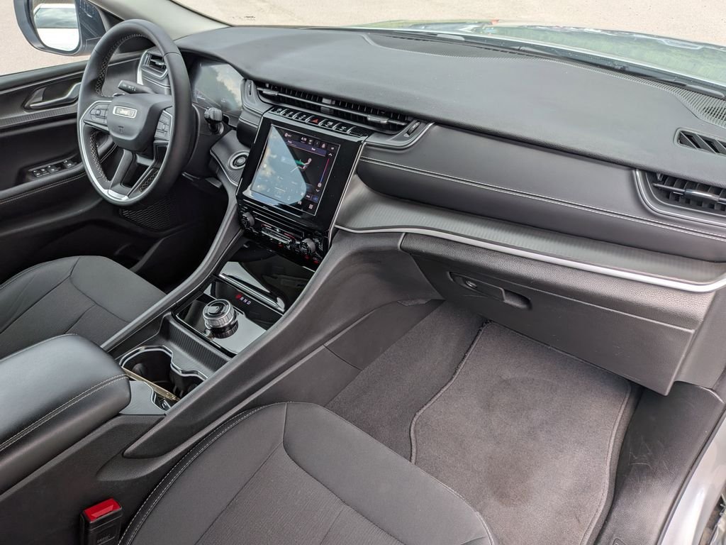 2024 Jeep Grand Cherokee L Laredo - Photo 32