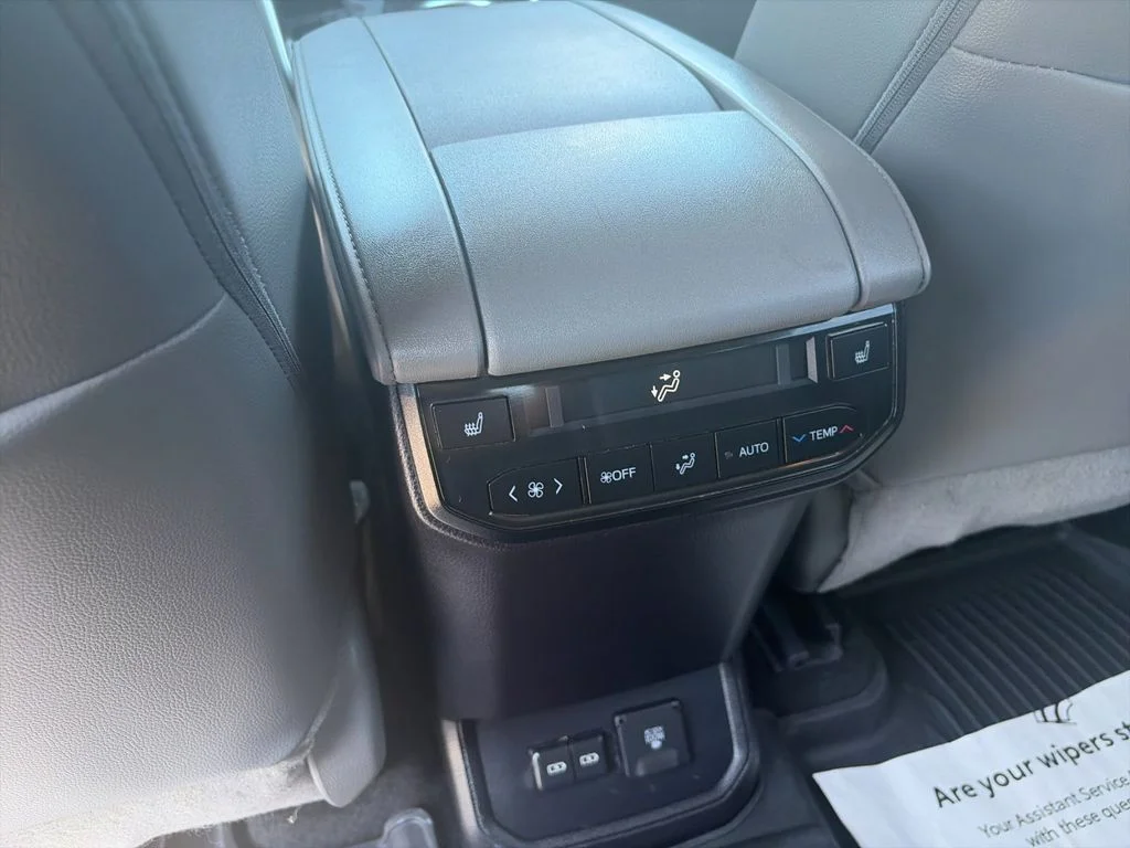 Used 2025 Black Toyota Platinum image 15