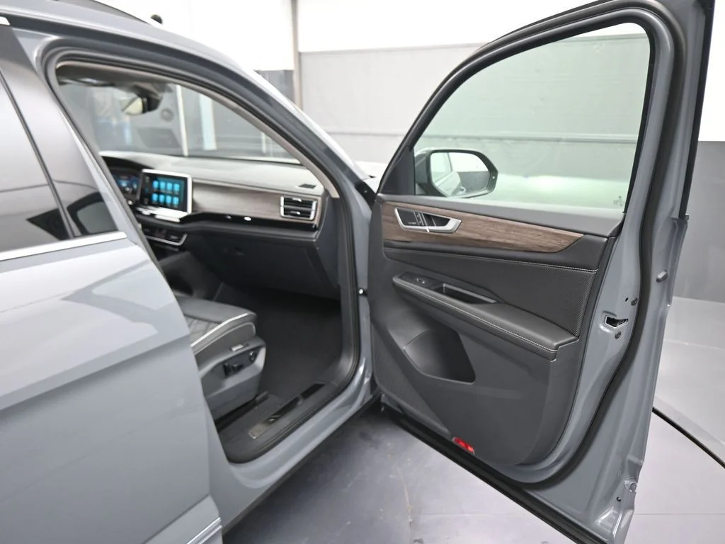New 2026  Volkswagen 2.0T SEL Premium R-Line image 43