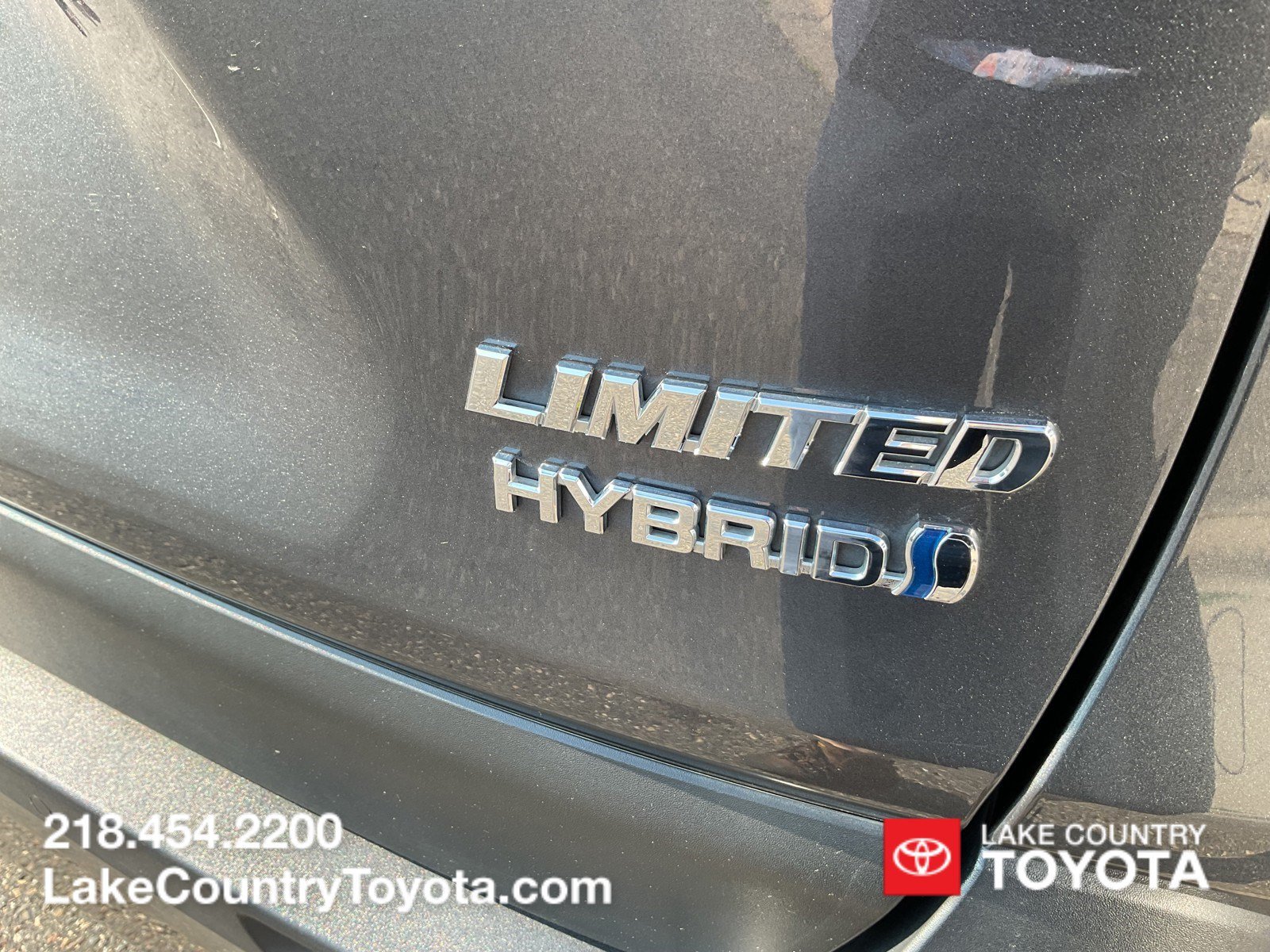 2023 Toyota RAV4 Limited - Photo 10