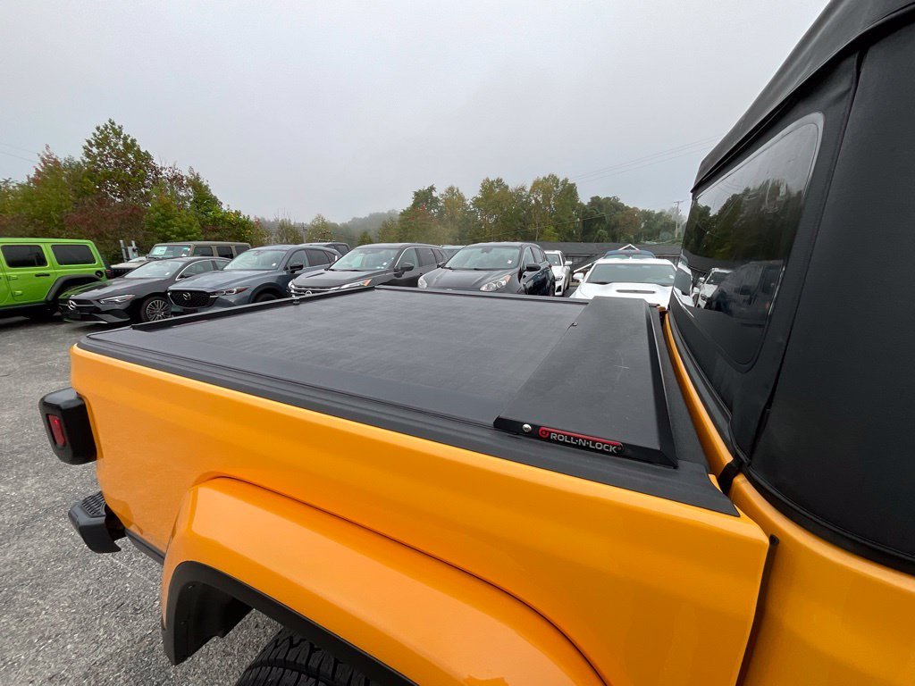 Used 2021 Orange Jeep Mojave image 26