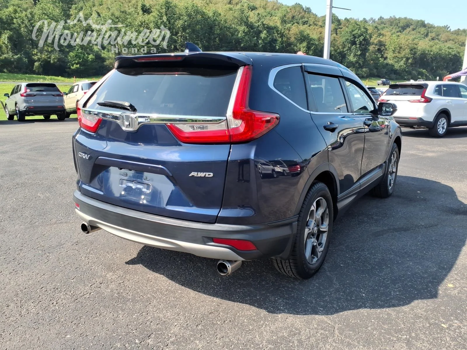 Used 2018 Obsidian Blue Pearl Honda EX-L image 6