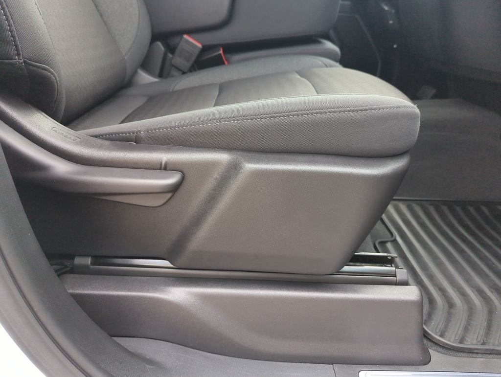 Used 2025 White GMC Elevation image 34
