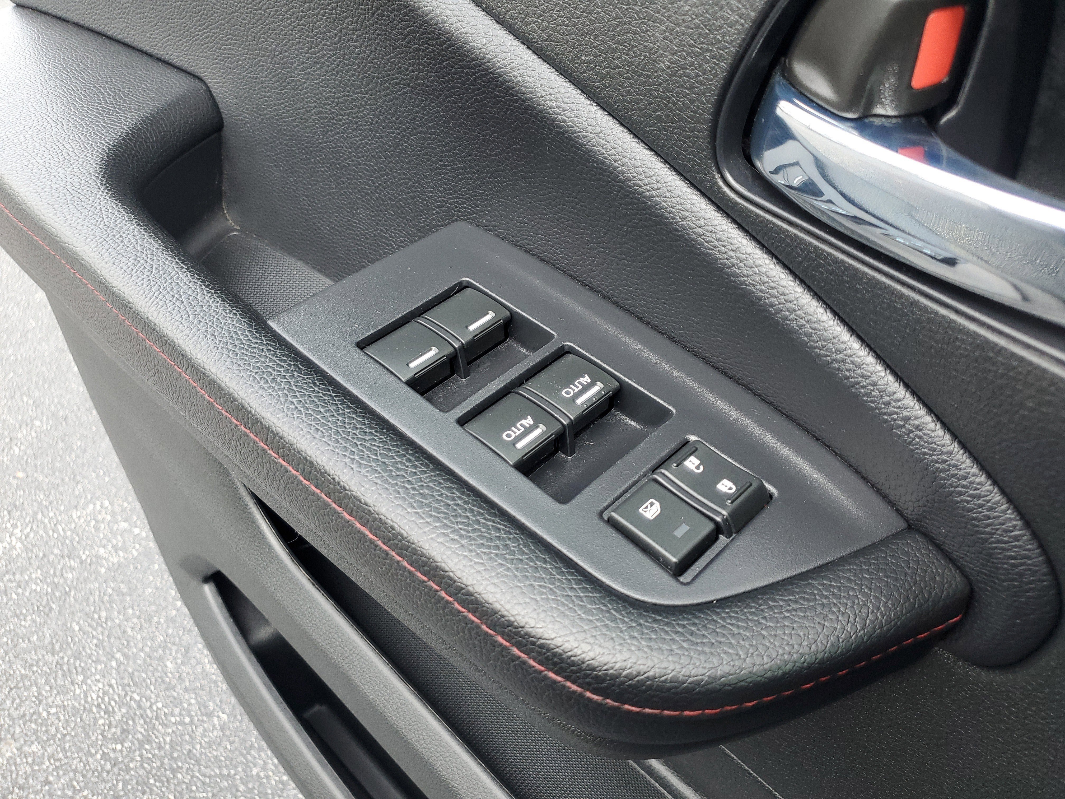 Used 2019 Crystal Black Pearl Honda Black Edition image 30