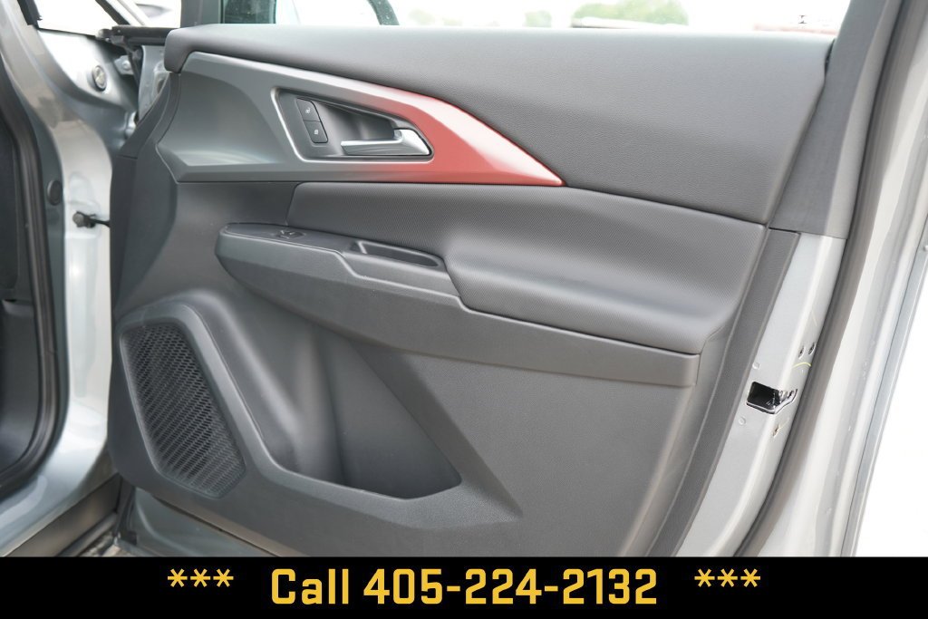 2025 Chevrolet Equinox EV RS - Photo 20