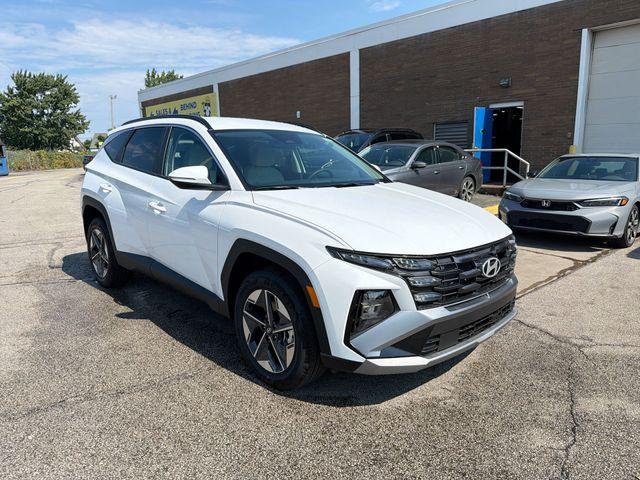New 2026 White Hyundai SEL Convenience image 11
