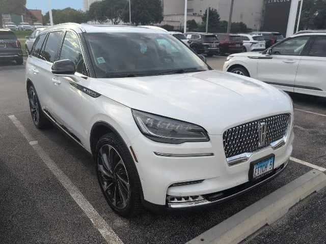 Certified Used 2020 Pristine White Lincoln Reserve image 3