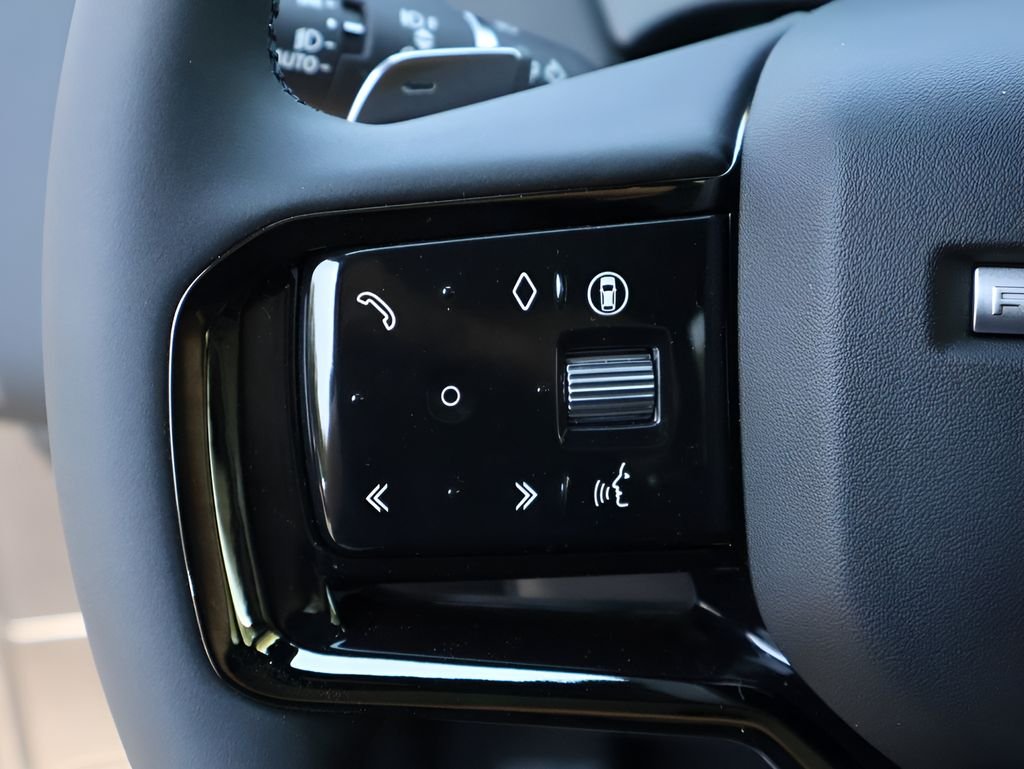 New 2026 Carpathian Grey Land Rover Hoxton Edition image 30