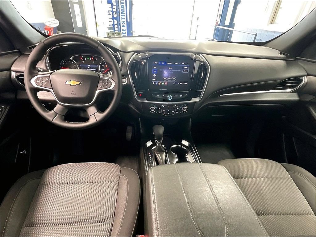 Used 2023 Mosaic Black Metallic Chevrolet LT Cloth image 22