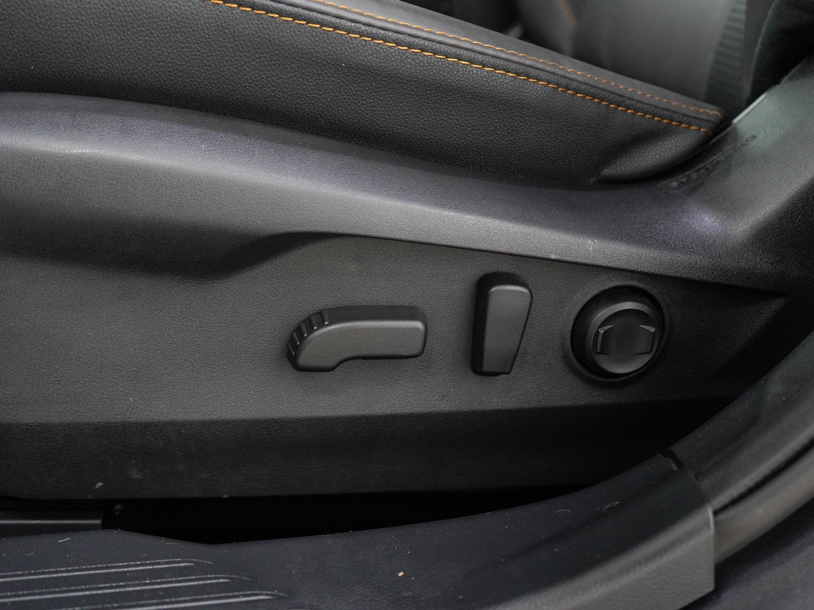 Used 2024 Magnetite Gray Metallic Subaru Wilderness image 27