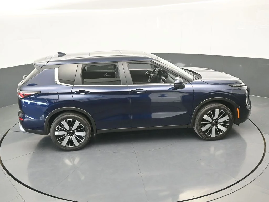 2026 Mitsubishi Outlander SE - Photo 64