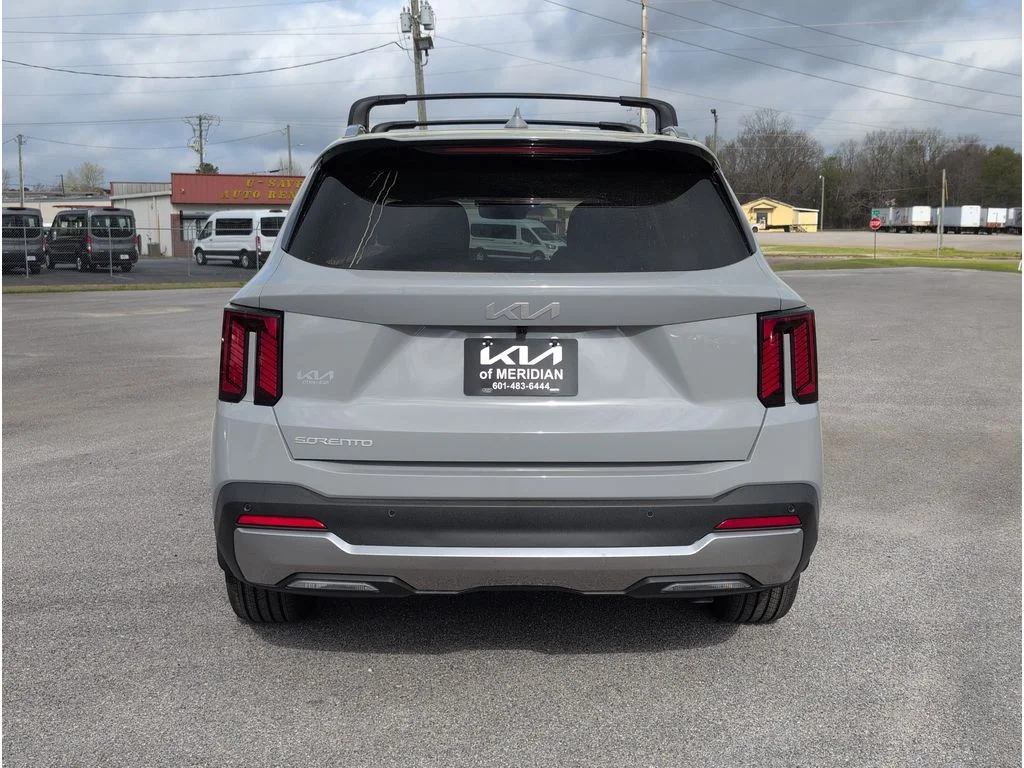 New 2026 Wolf Gray Kia SX image 4