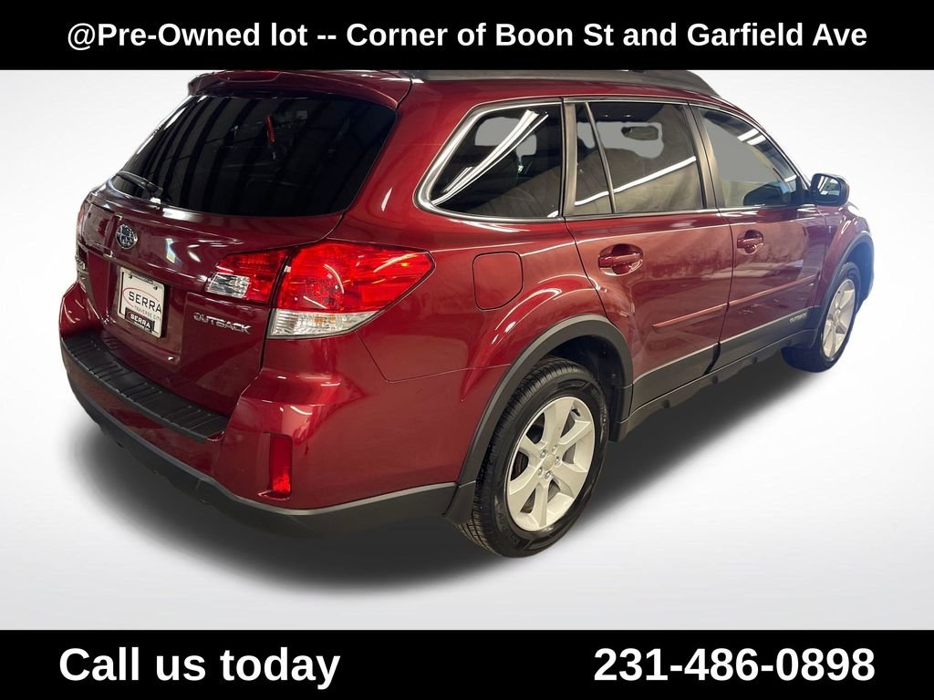 Used 2014 Red Subaru 2.5i Premium image 5