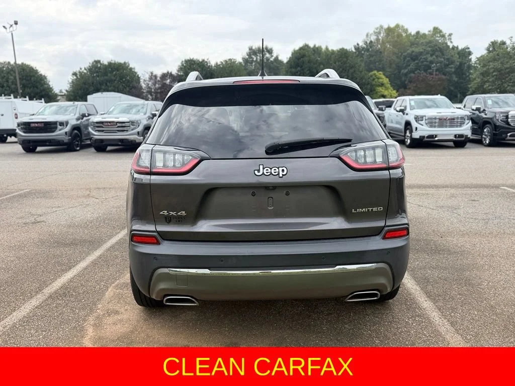 Used 2019 Gray Jeep Limited 4x4 image 7