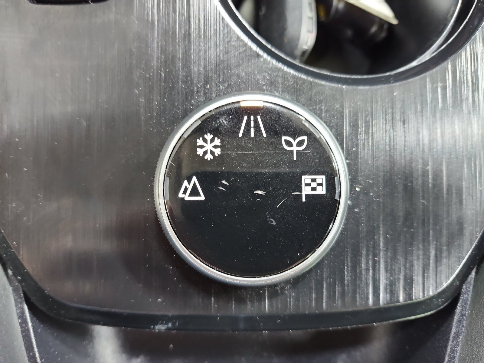 Used 2025 Gray Nissan SV image 18