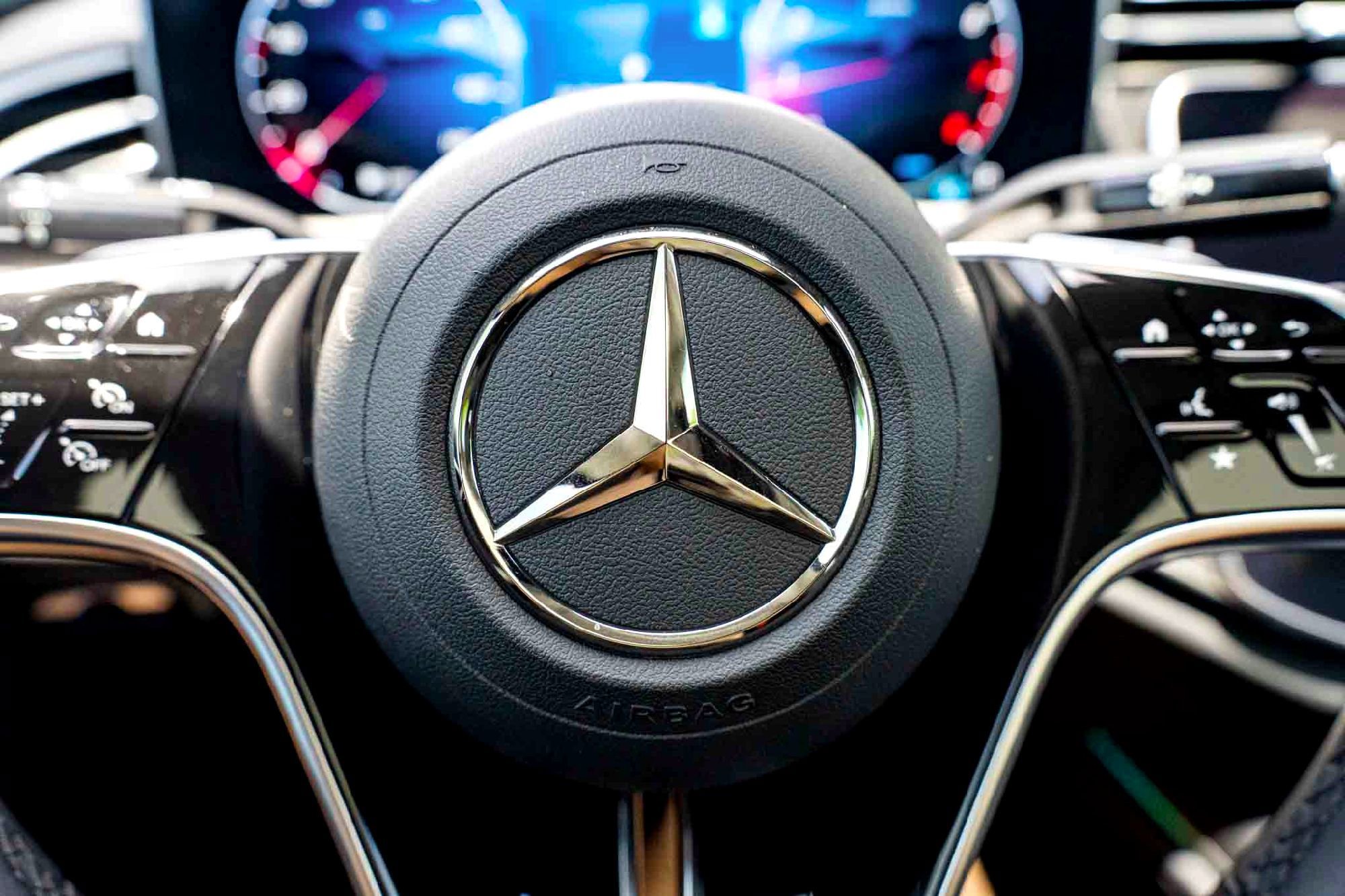 Used 2025 Black Mercedes-Benz E 350 image 15