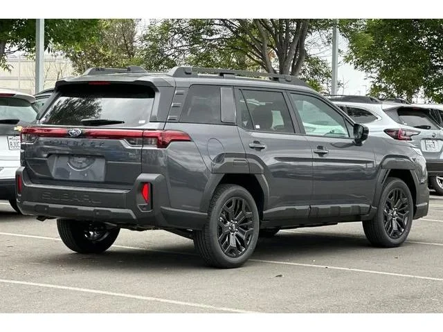New 2026 MAGNETITE GRAY METALLIC Subaru Limited XT image 4