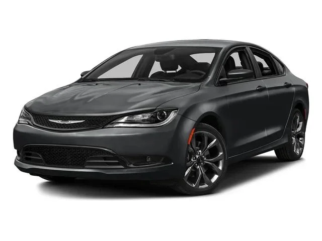 2016 Chrysler 200 S's photo