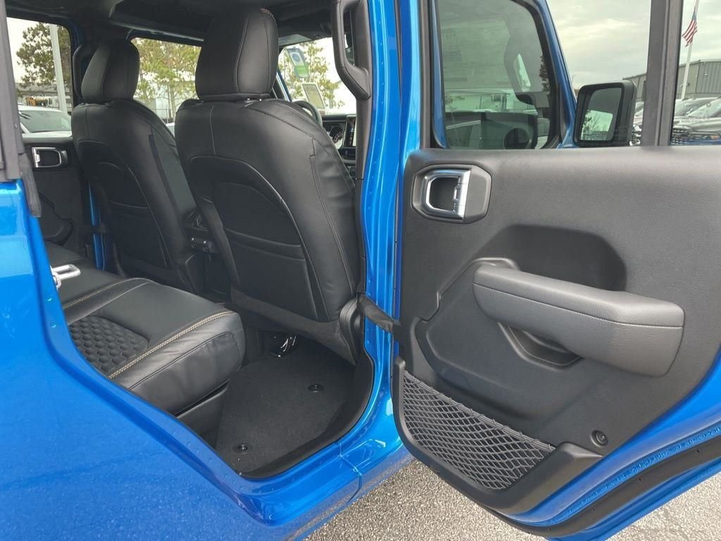 New 2026 Hydro Blue Pearlcoat Jeep Sport S image 33