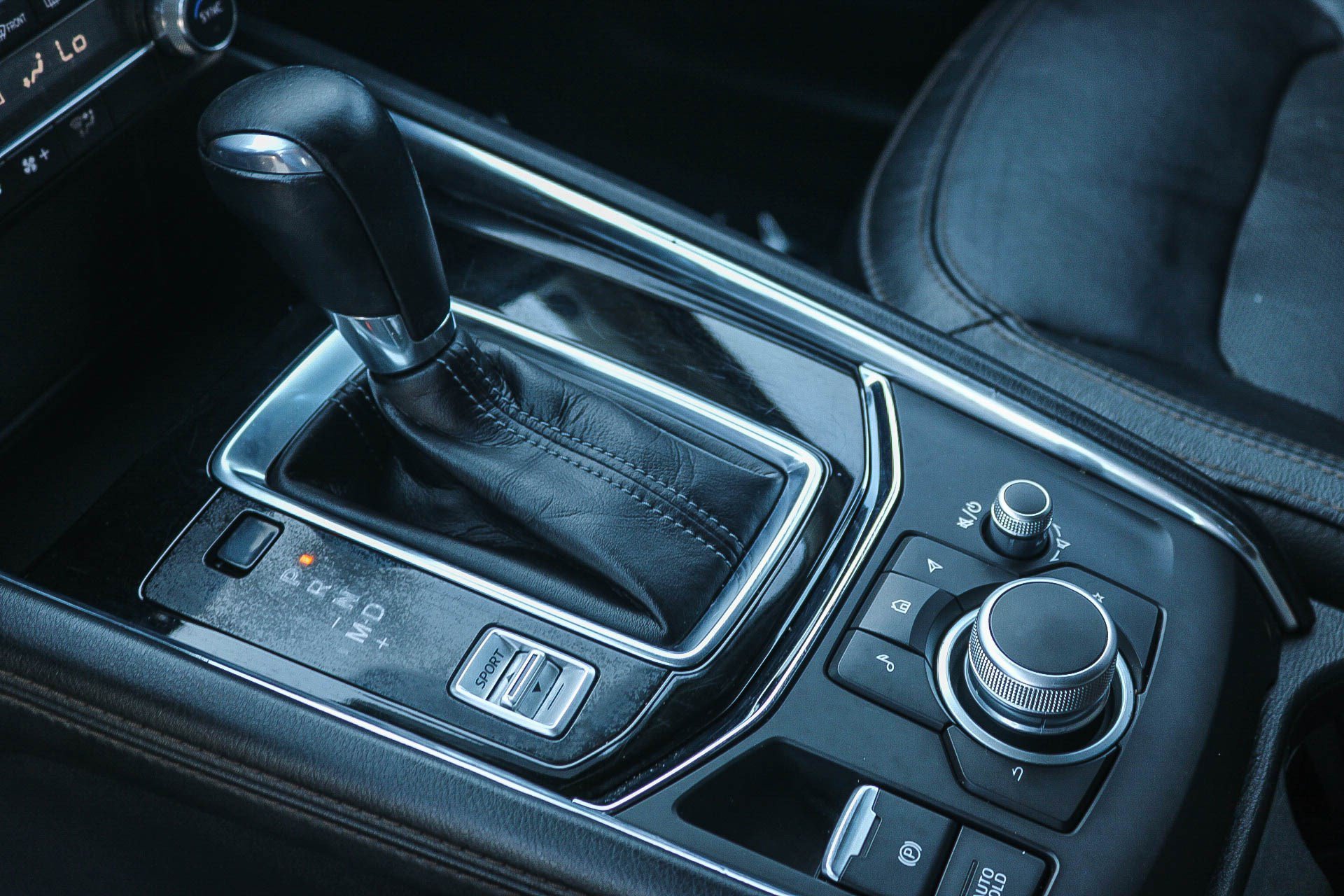 Used 2021 Deep Crystal Blue Mica Mazda Grand Touring image 19