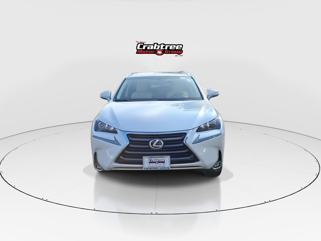 Used 2017 White Lexus 200t image 3