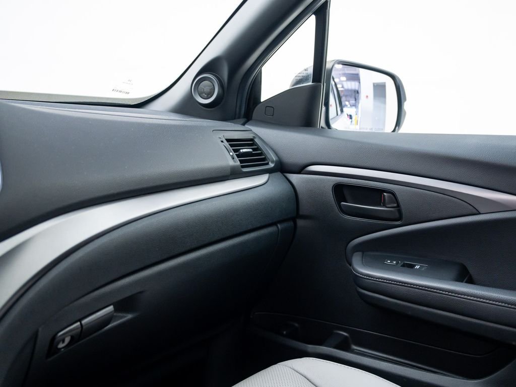 2023 Honda Passport EX-L - Photo 28