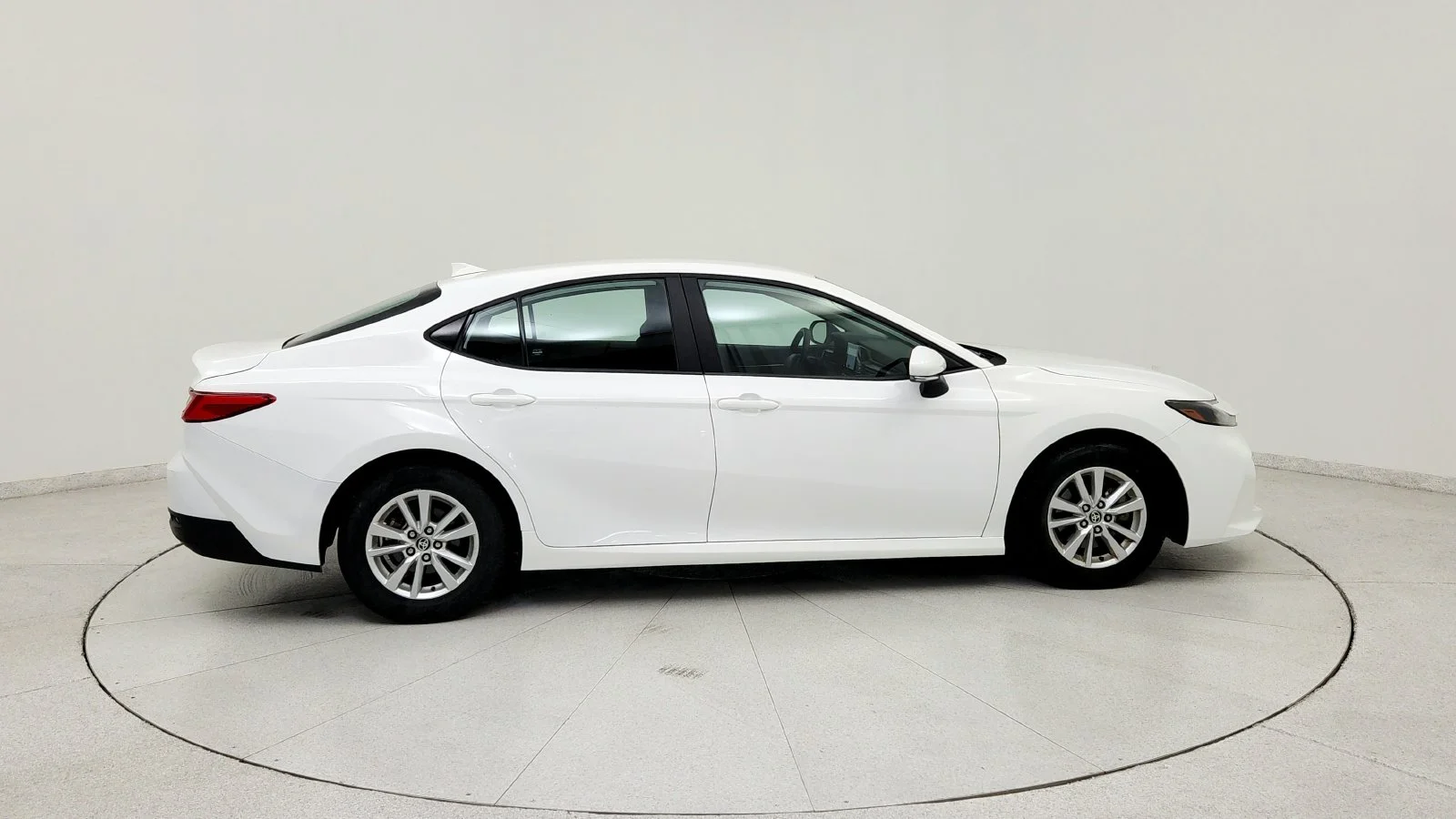 Used 2025 White Toyota LE image 8