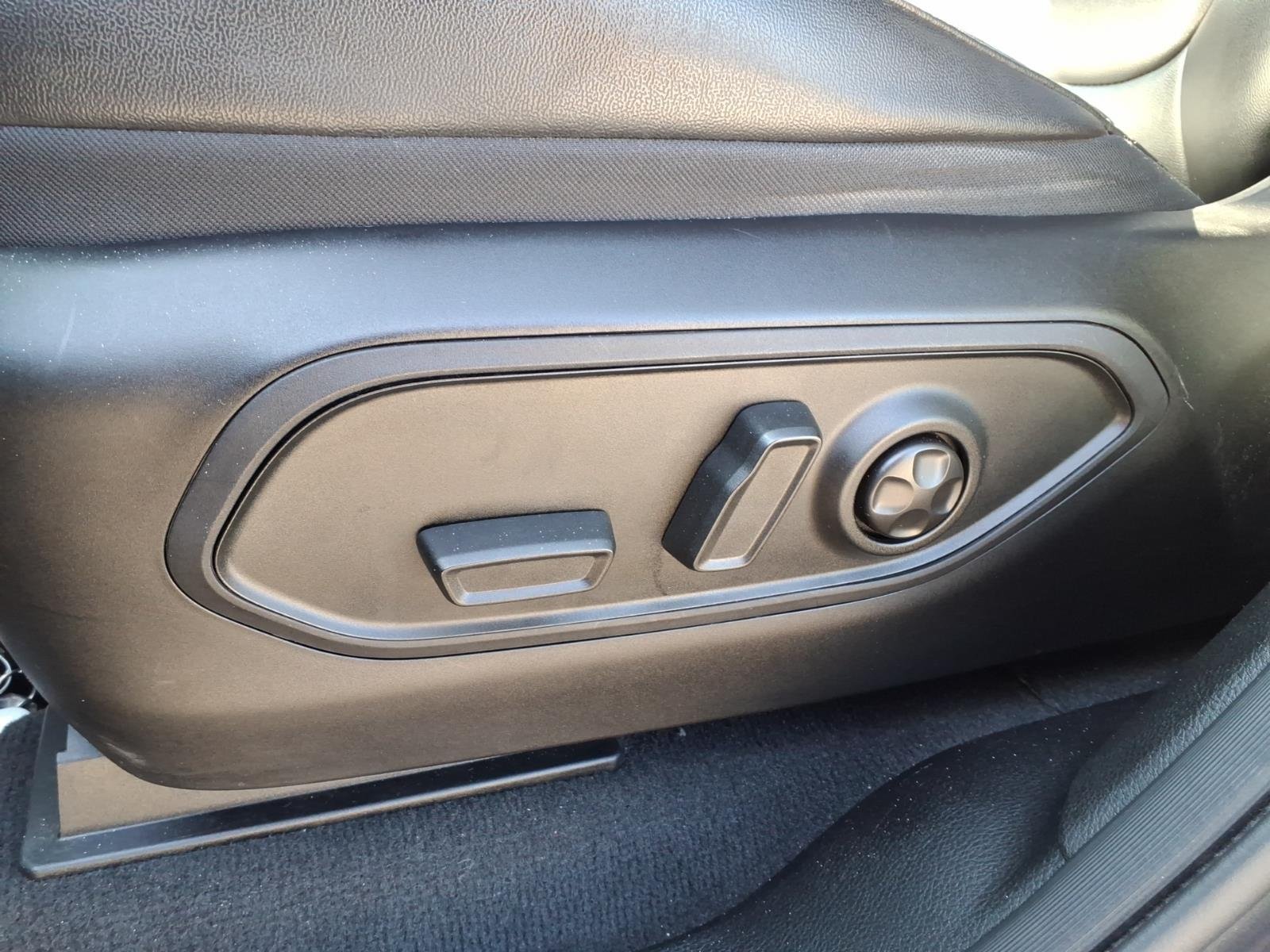 Used 2023 Gray Jeep Limited image 16